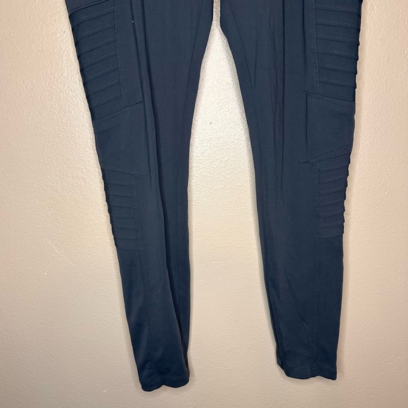 Athleta Women’s Delancey Motto Tight Leggings Size Small Dark Slate Blue - Picture 2 of 9
